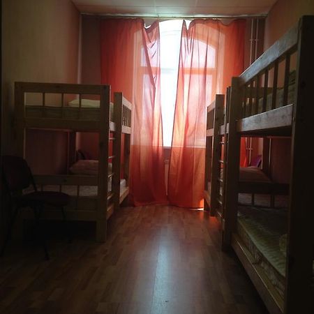 Red Star Hostel Екатеринбург Экстерьер фото